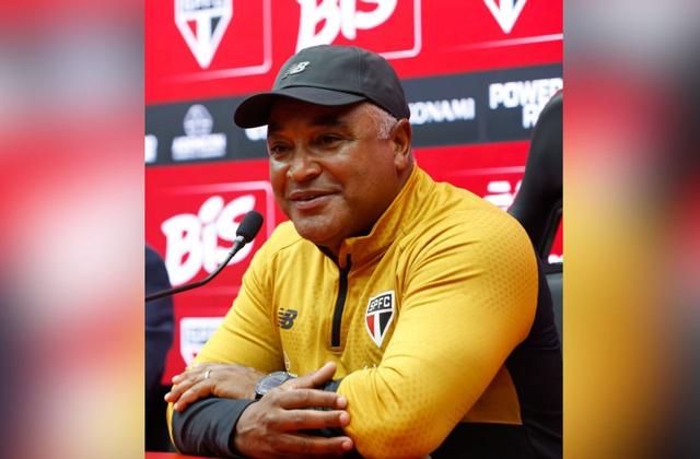 São Paulo demite Roger Machado