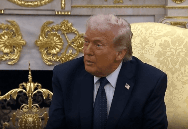 Trump diz que "praticamente tudo foi destruído" no Irã e pressiona aliados da OTAN