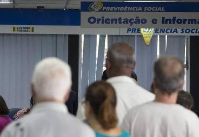 Aposentados têm até o final da semana para contestar descontos não autorizados ao INSS