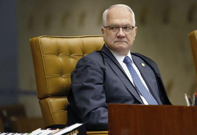 Fachin arquiva investigação da PF sobre suspeição de Toffoli no caso Master, após acordo entre ministros da corte Fachin arquiva investigação da PF sobre suspeição de Toffoli no caso Master, após acordo entre ministros da corte