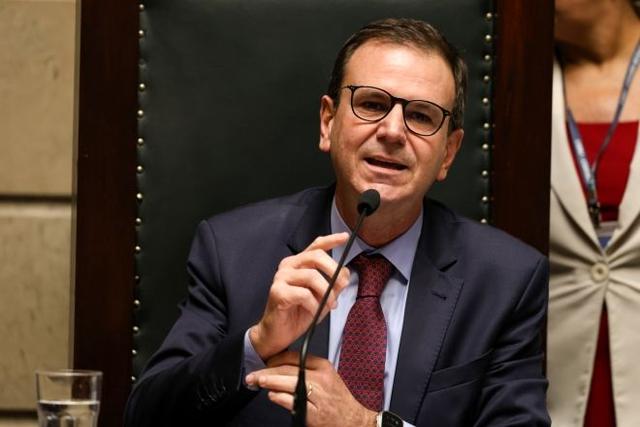 Paes barra licitação de empresa citada em investigação sobre crime organizado