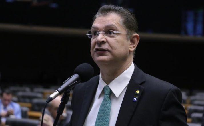 "Candidatura de Flávio Bolsonaro é xeque-mate no centro", diz líder do PL